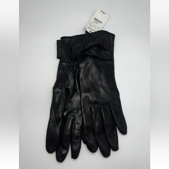 NEW elegant $49 Genuine Black Real Leather Gloves Ruffle women’s Medium winter - Picture 2 of 6